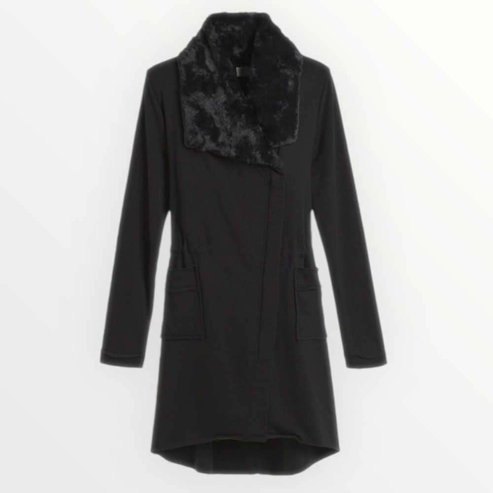 Chico's Zenergy black faux fur collar jacket